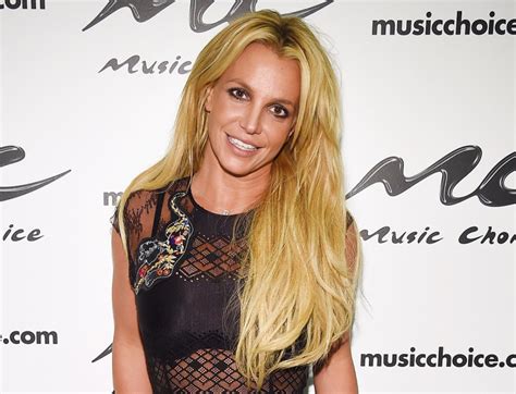 Britney Spears akhirnya bebas dari perwalian selama 13 tahun.